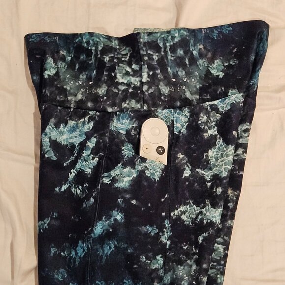 Waterlust Fountain of Youth Leggings - Large - Picture 5 of 5